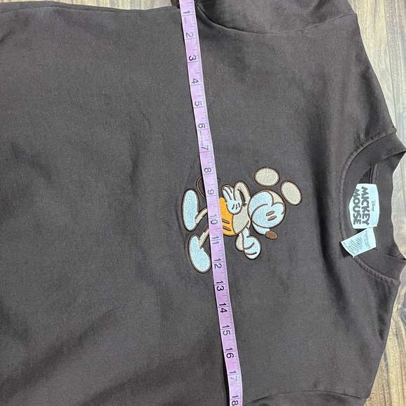 - Disney retro Mickey Mouse brown sweatshirt , size XS, new with tags - Picture 5 of 10